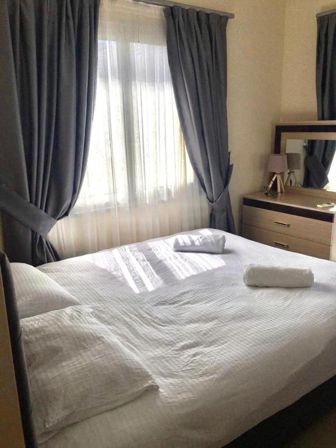 Luxury Two-Bedroom Apartment In Amazing Place Lukomorye C4 Karavas  Екстериор снимка