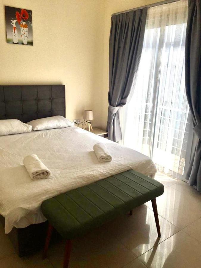Luxury Two-Bedroom Apartment In Amazing Place Lukomorye C4 Karavas  Екстериор снимка