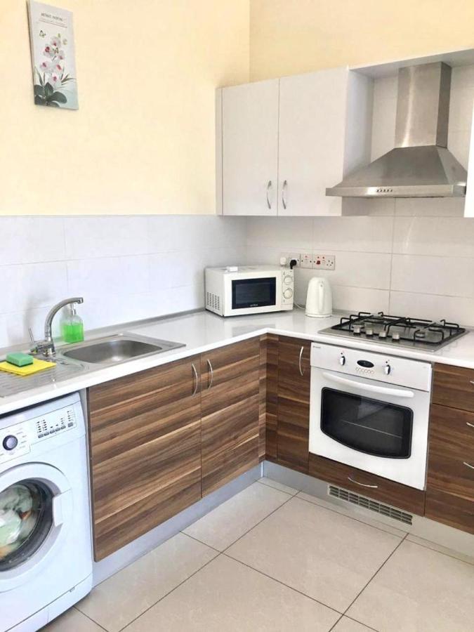 Luxury Two-Bedroom Apartment In Amazing Place Lukomorye C4 Karavas  Екстериор снимка